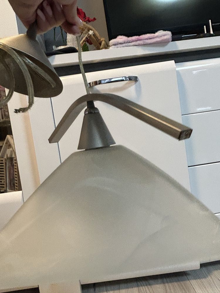 Lampa dwie pojedyncze jedna potrójna