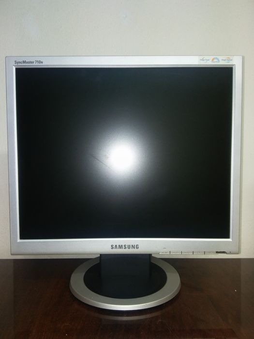 Monitor Samsung SyncMaster 710N