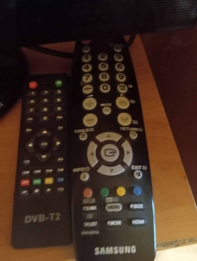 Sprzedam telewizor z dekoderem gvbt2