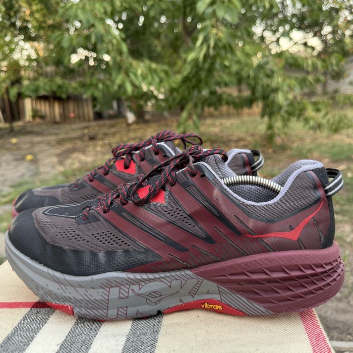 Кроссовки Hoka Speedgoat 3 Grey/Red, 47 размер, Оригинал, Кросівки