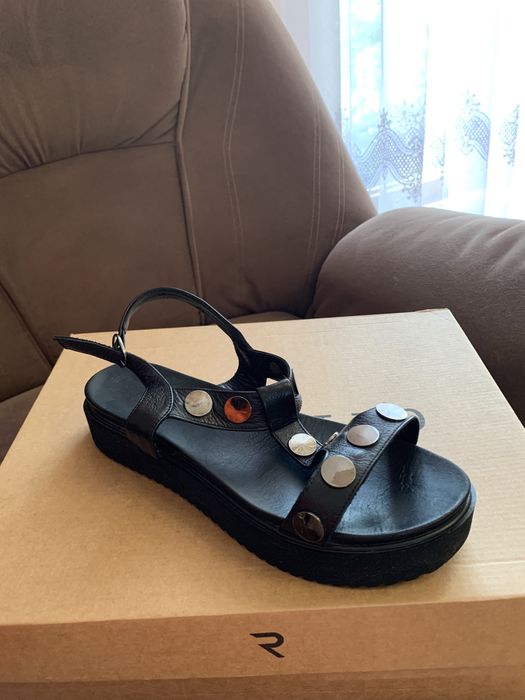 Жіночі босоніжки 40 розміру, б/в, в хорошому стані