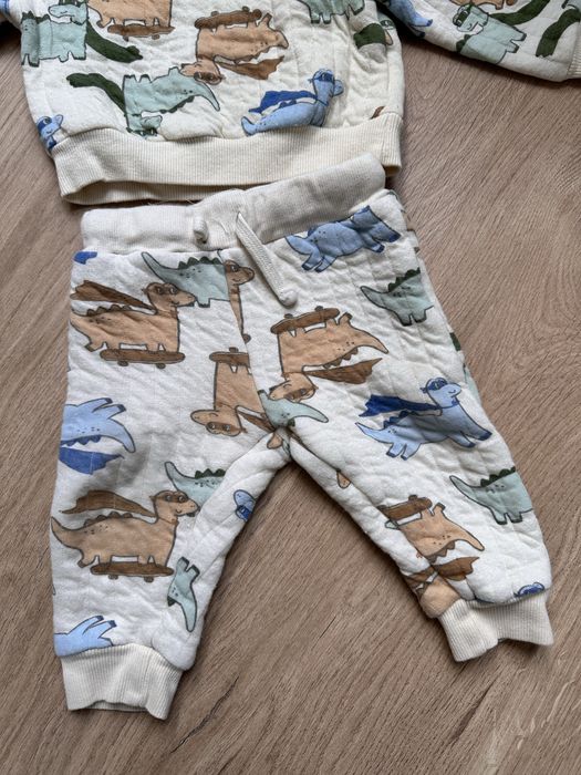 Sinsay dres chłopięcy 74