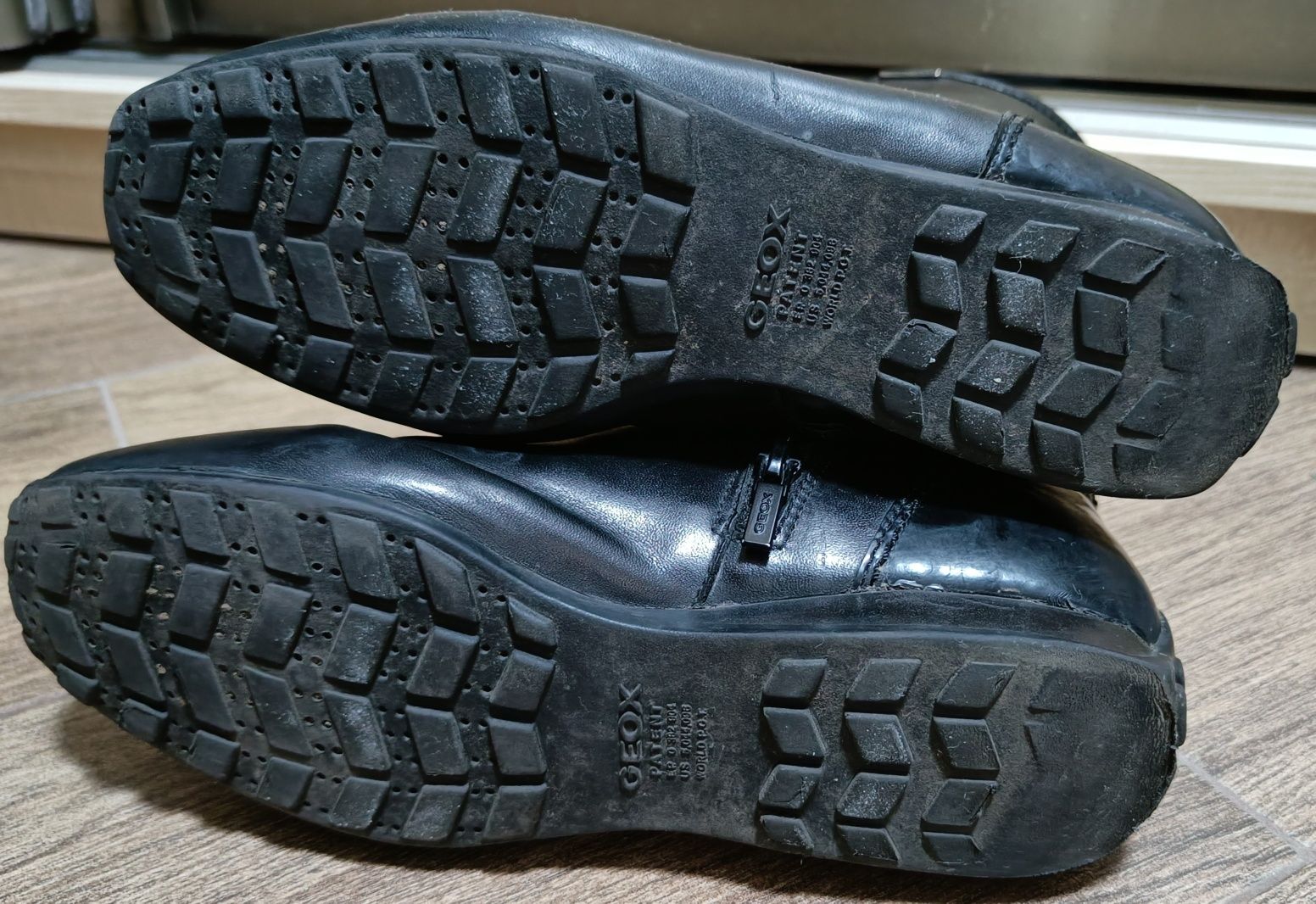 Шкіряні демісезонні черевики Geox, 37