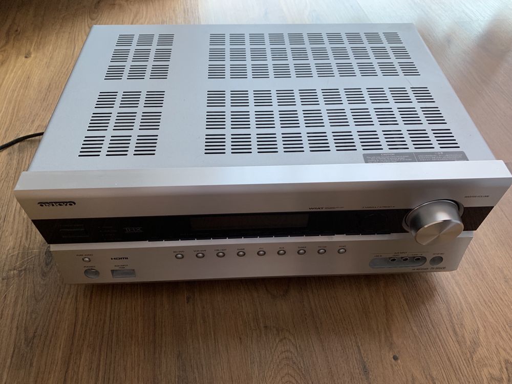 Amplituner Onkyo SR608