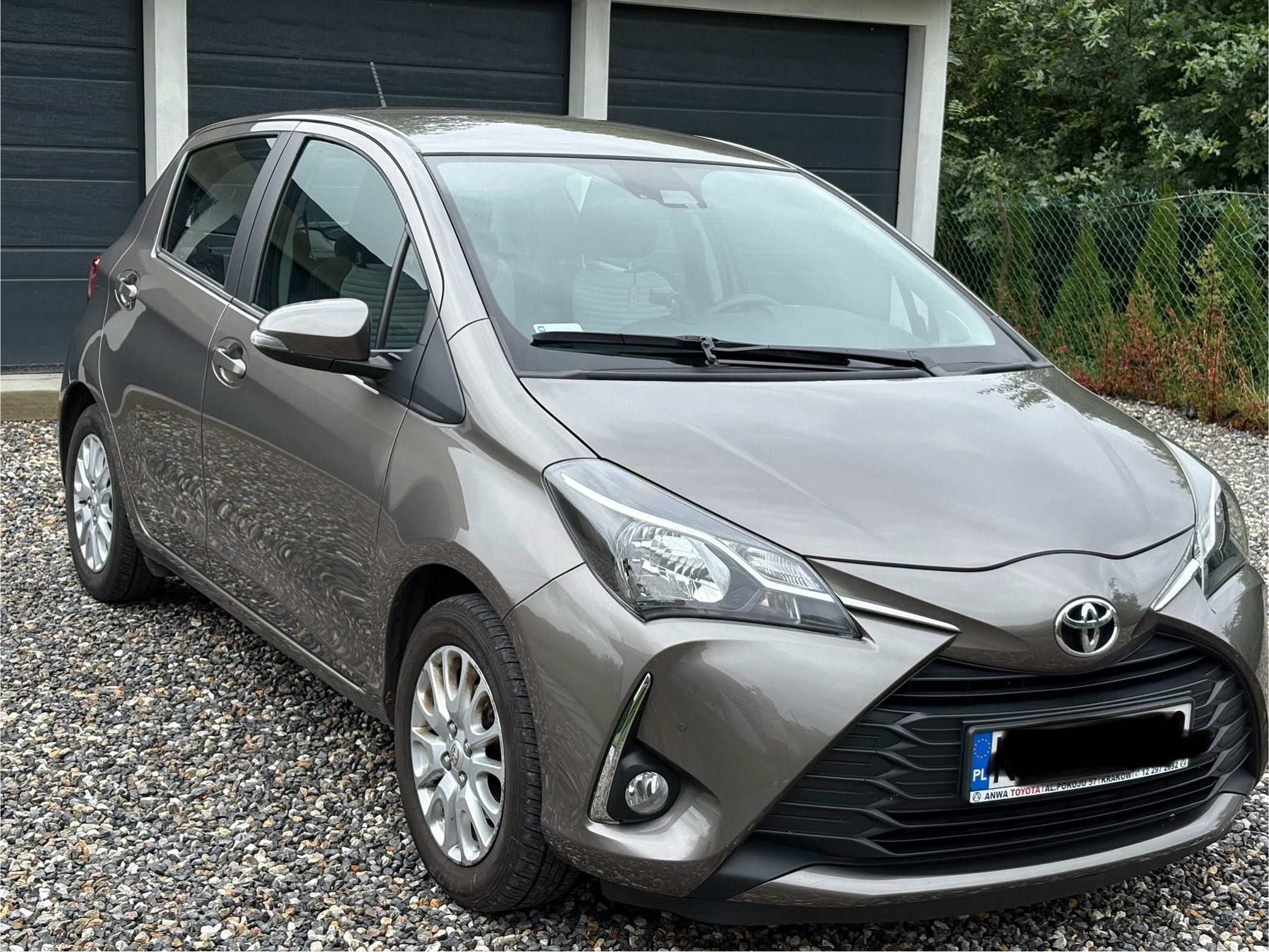 Toyota Yaris 5H/B 1,5_VVT-IE 6M/T PREMIUM [+CITY TAS500] 2020r