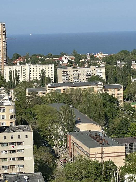 Центр,вид моря,новострой,пр.Шевченко,балкон,паркинг,подобово,свободна