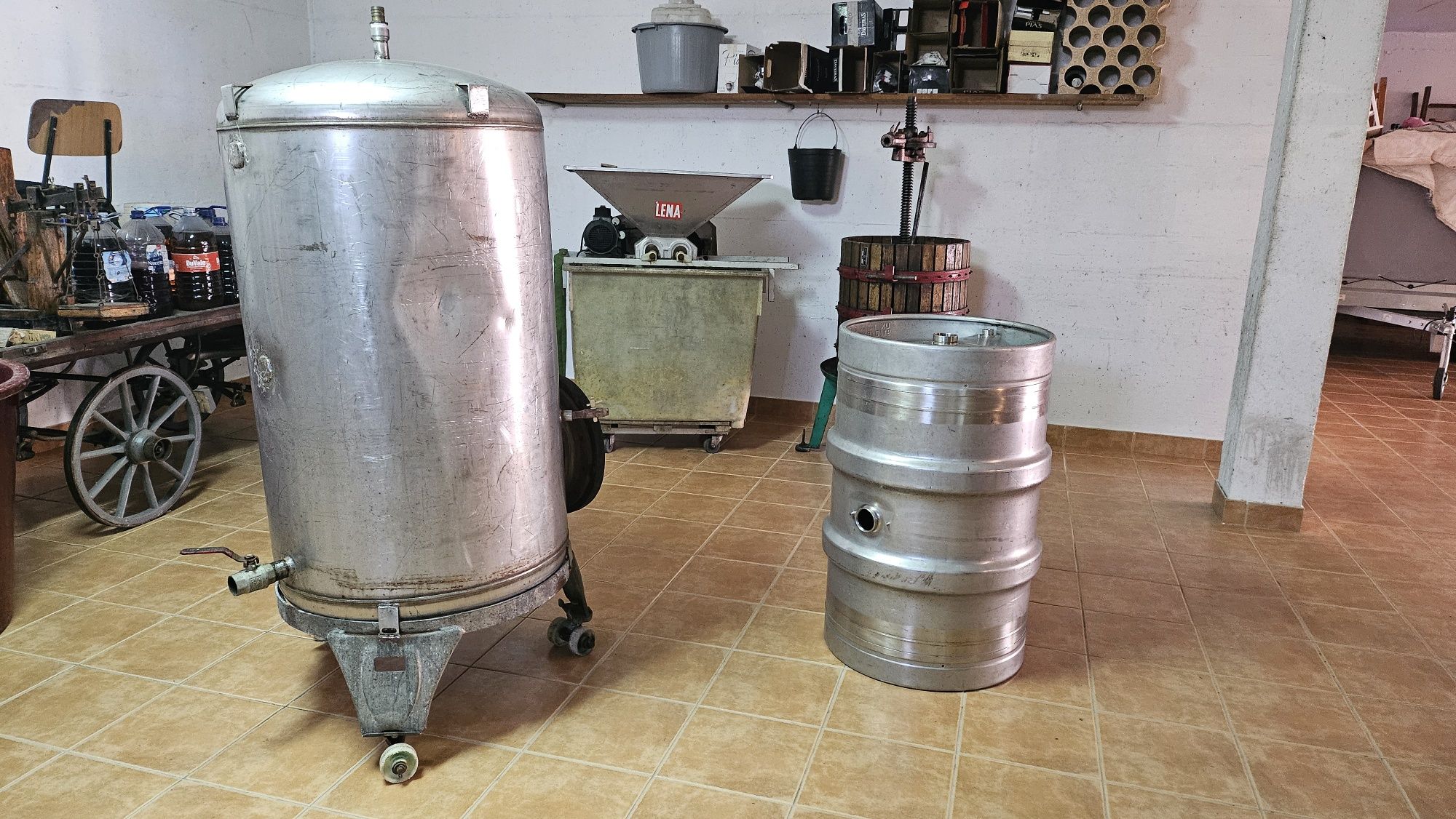 Cubas de vinho inox