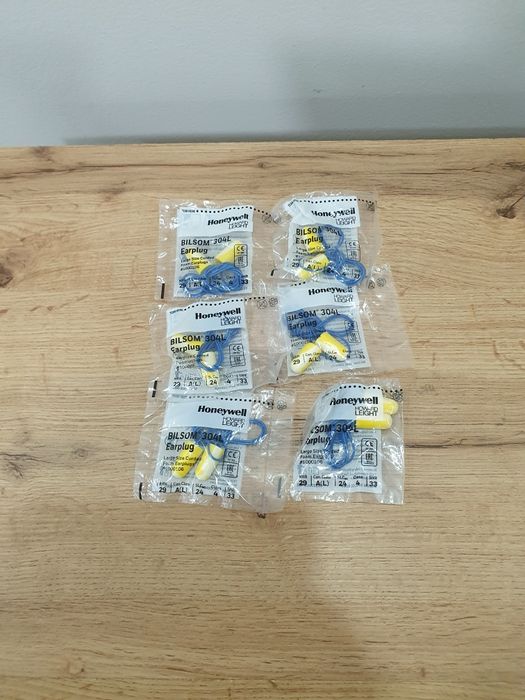 Zatyczki do uszu na sznurku BILSOM 304L