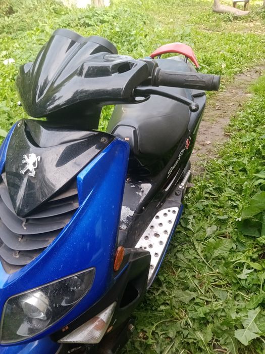 Продам скутер пежо спідфайт2