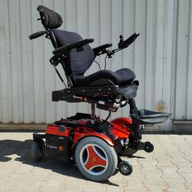 Wózek inwalidzki elektryczny Permobil C400 multipozycyjny