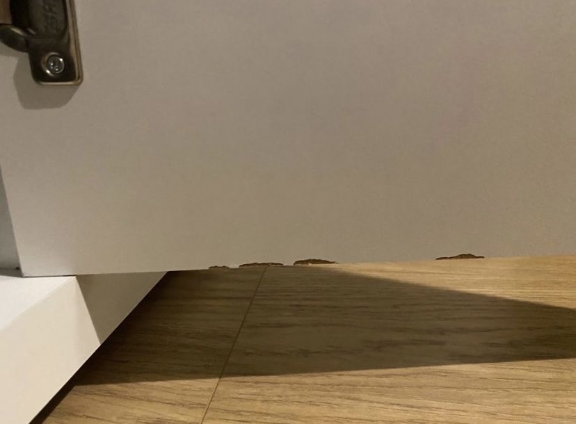 Trzydrzwiowa szafa emperio