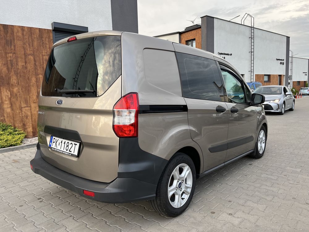 Ford Transit Courier**1.5 TDCI**89 tys km**Serwisowany*PERFEKCYJNY