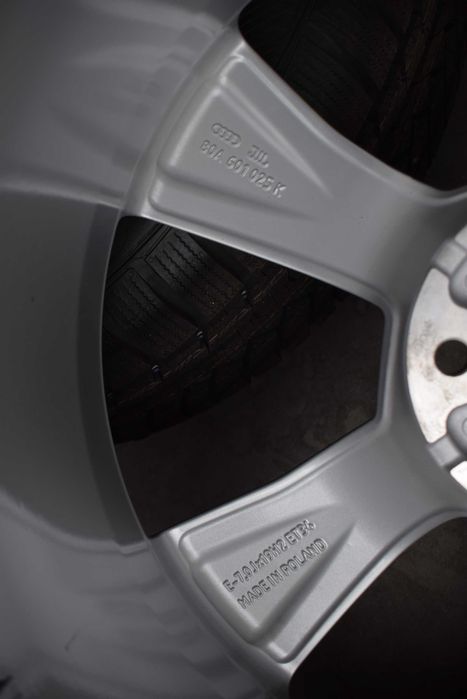 Audi Q5 8OA oem oryginał  zima Continental 19 cali  NOWE