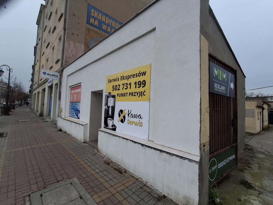 Do wynajecia lokal handlowo - usługowy.