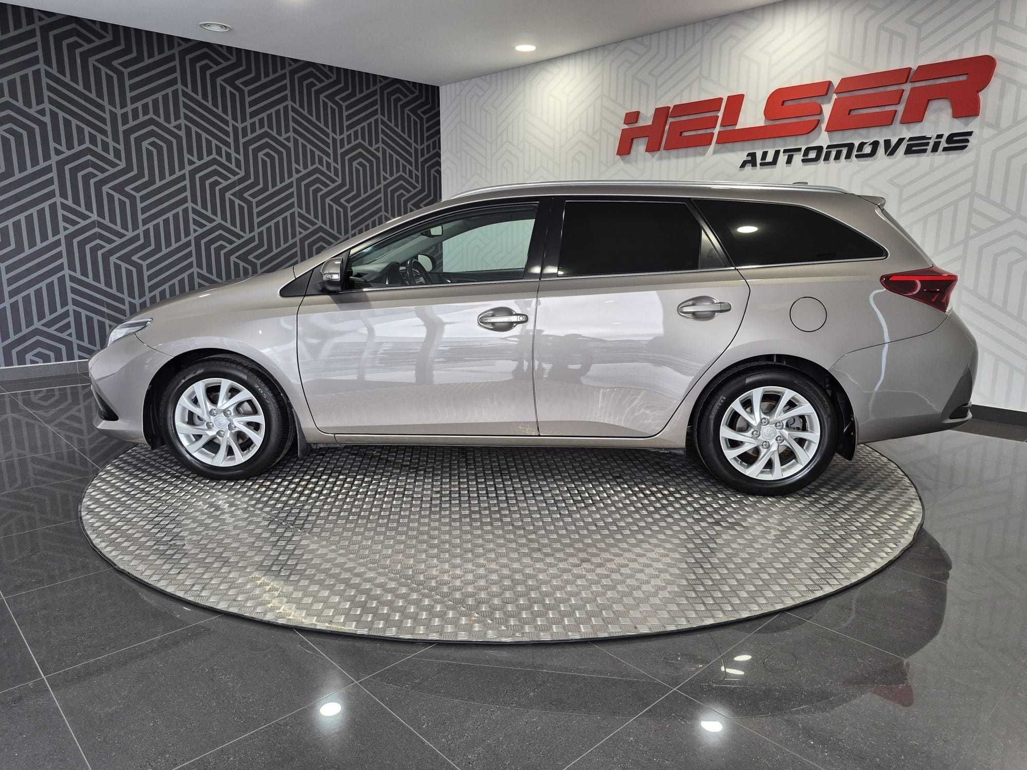 Toyota Auris Touring Sports 1.6 D-4D Exclusive+Navi