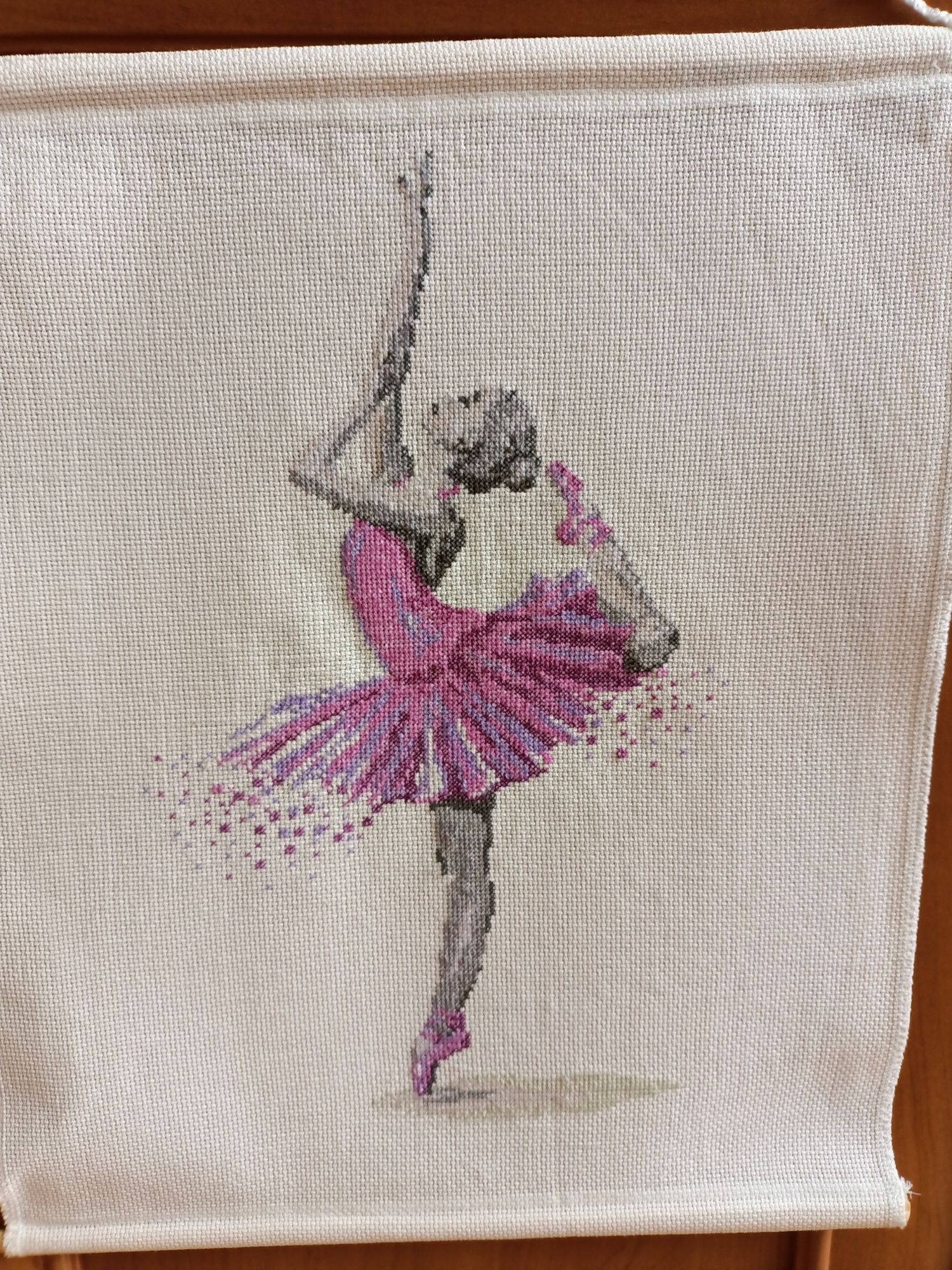 Obraz haftowany krzyżykowy baletnica