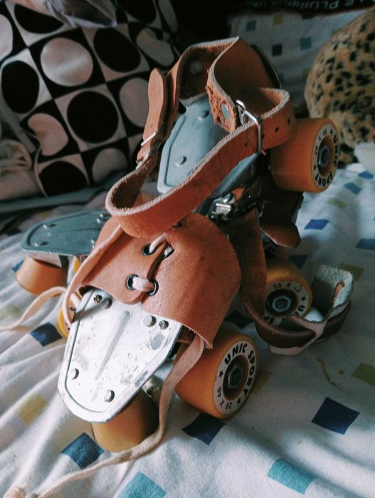 Patins 4 rodas como novo