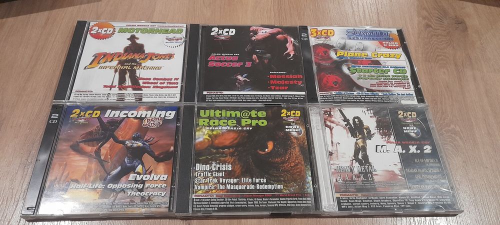 Cd action zestaw płyt cd z 2000r z czasopisma cd actionisma