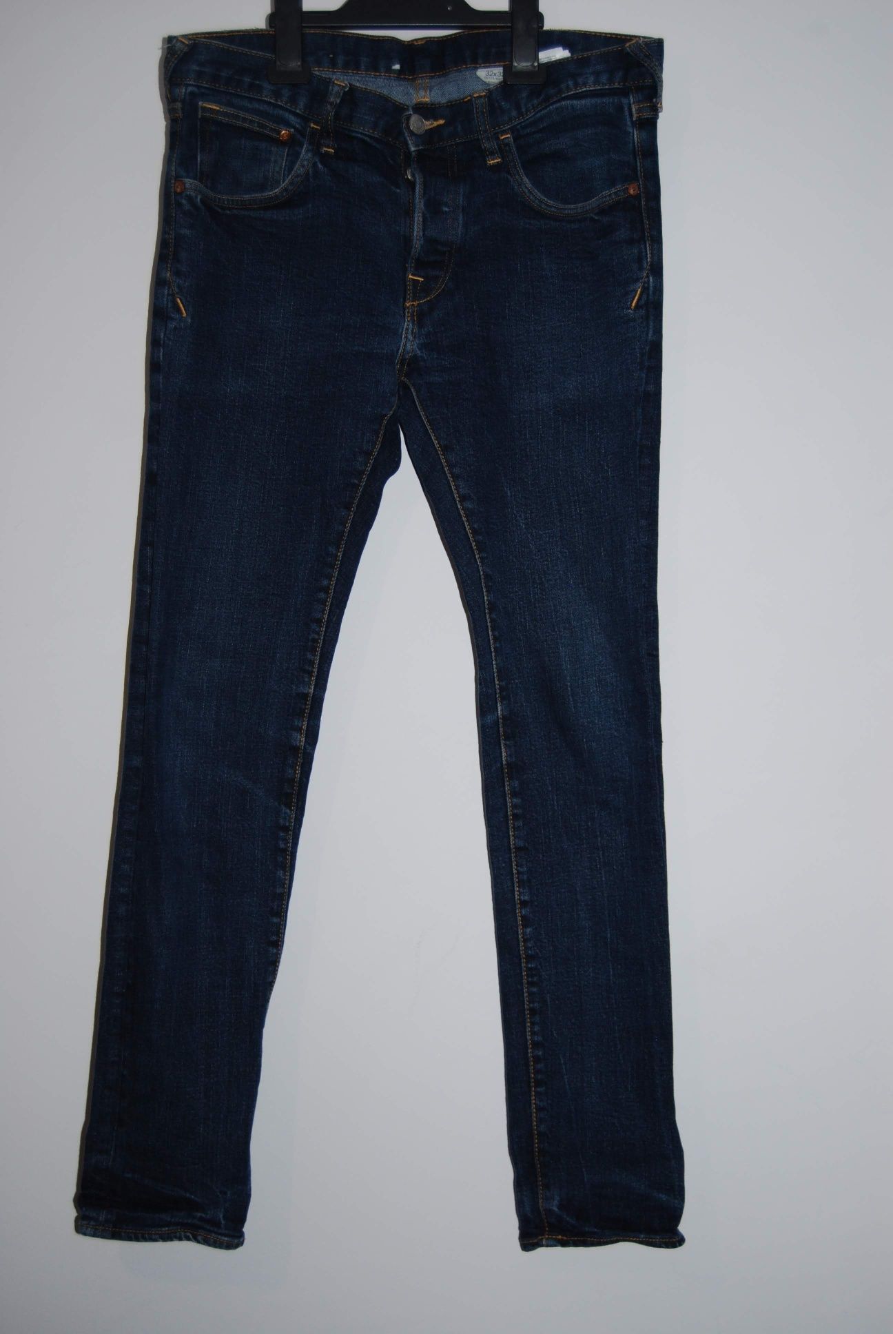 Damskie spodnie dżinsowe H&M W32L32 pas 41/dl.wew.74/nog 14/udo 25