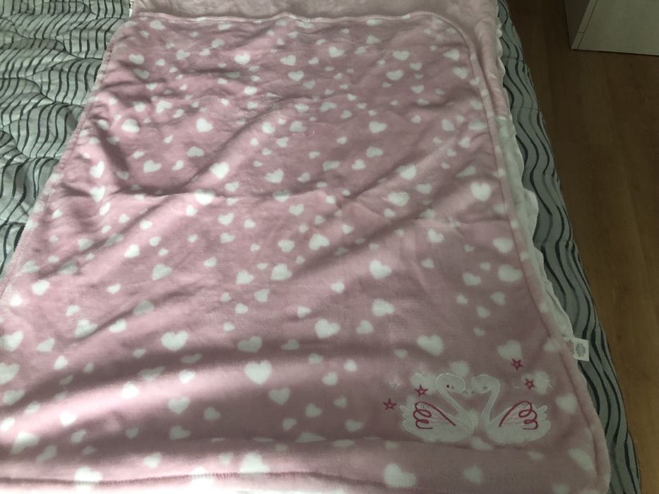 Colcha para berço menina