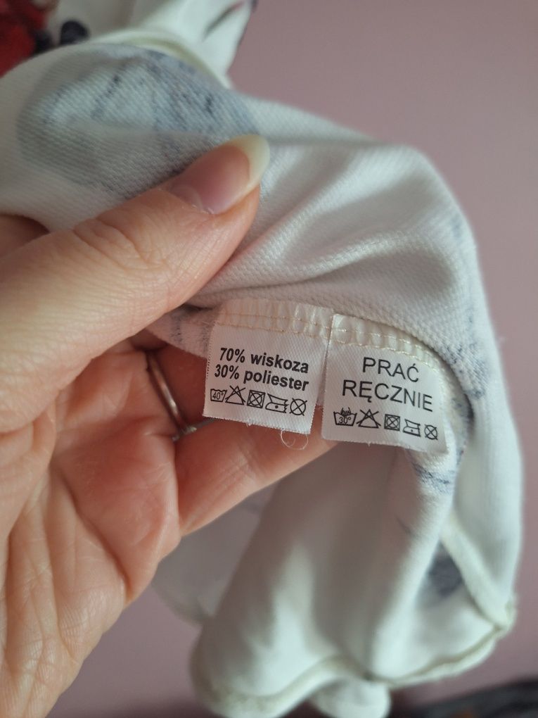 Biała sukienka w kwiaty wiskozowa Numoco XL
