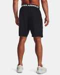 Мужские шорты Under Armour S размер