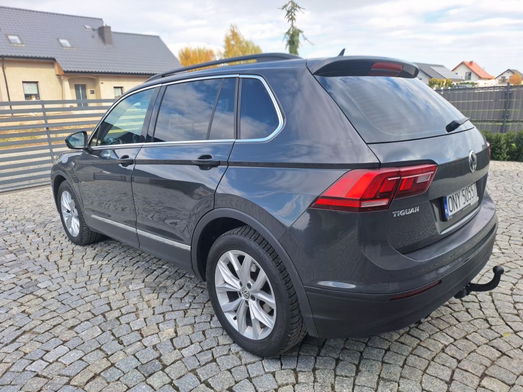 VW Tiguan II 2017r. 2,0 tdi 150 KM DSG7 4x4 łopatki, hak