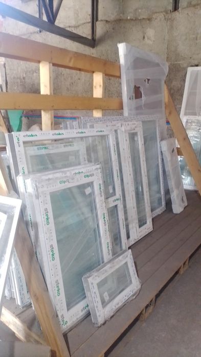 Вікна і двері металопластикові