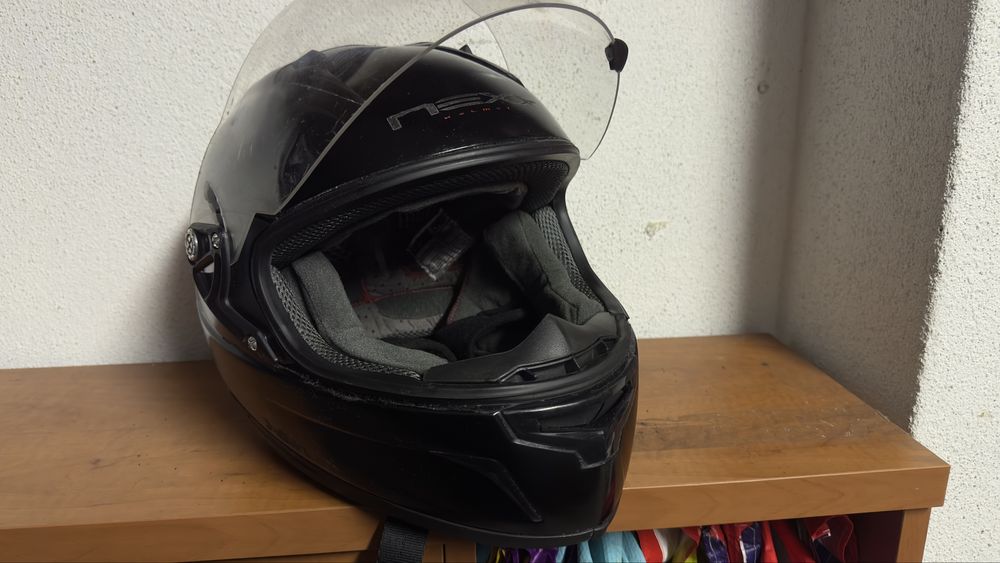 Capacete moto CMS e NEXX