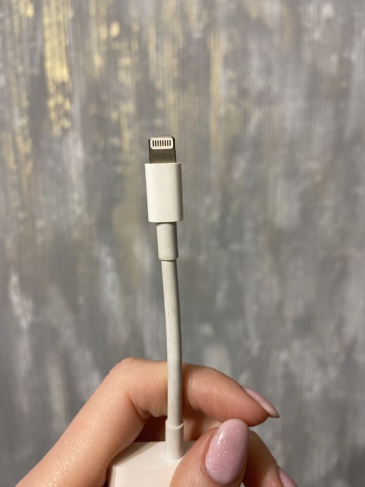 Адаптер Apple Lightning to USB 3 Camera Adapter (MK0W2) вживаний