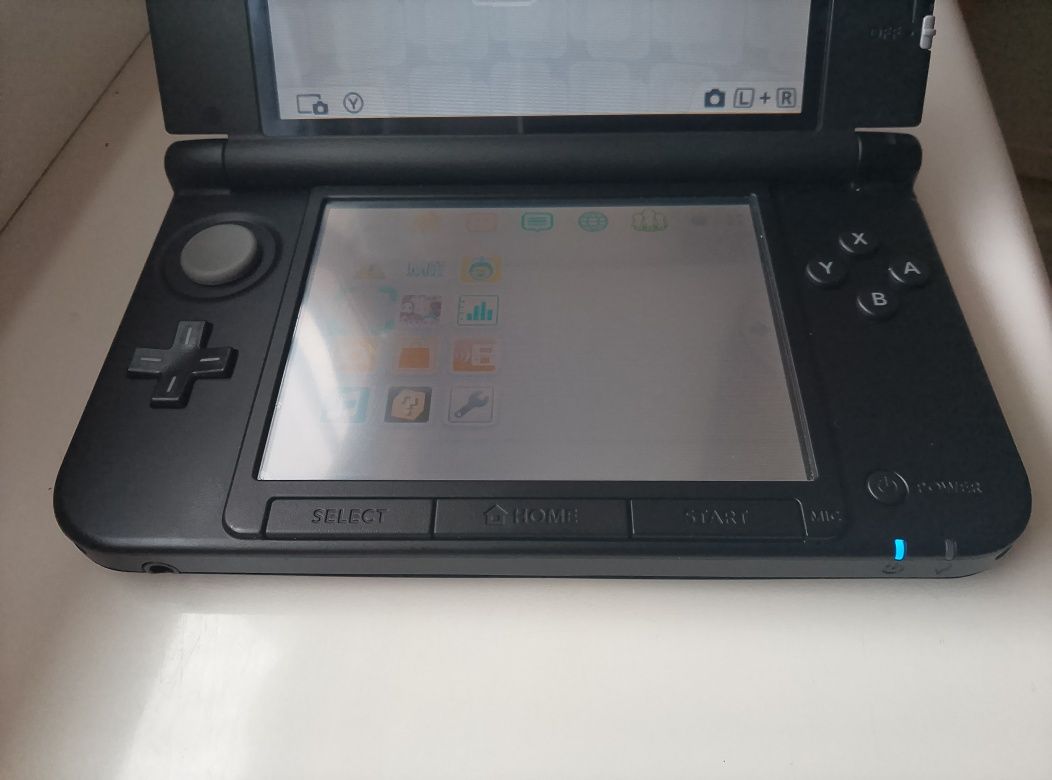 Konsola Nintendo 3DS XL Charizard Edition idealny stan LUMA