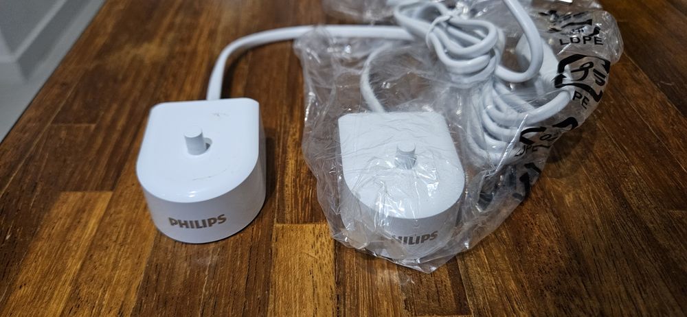 Ładowarki do szczoteczek sonicznych Philips