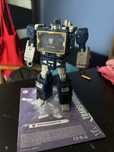 Transformers legacy soundwave