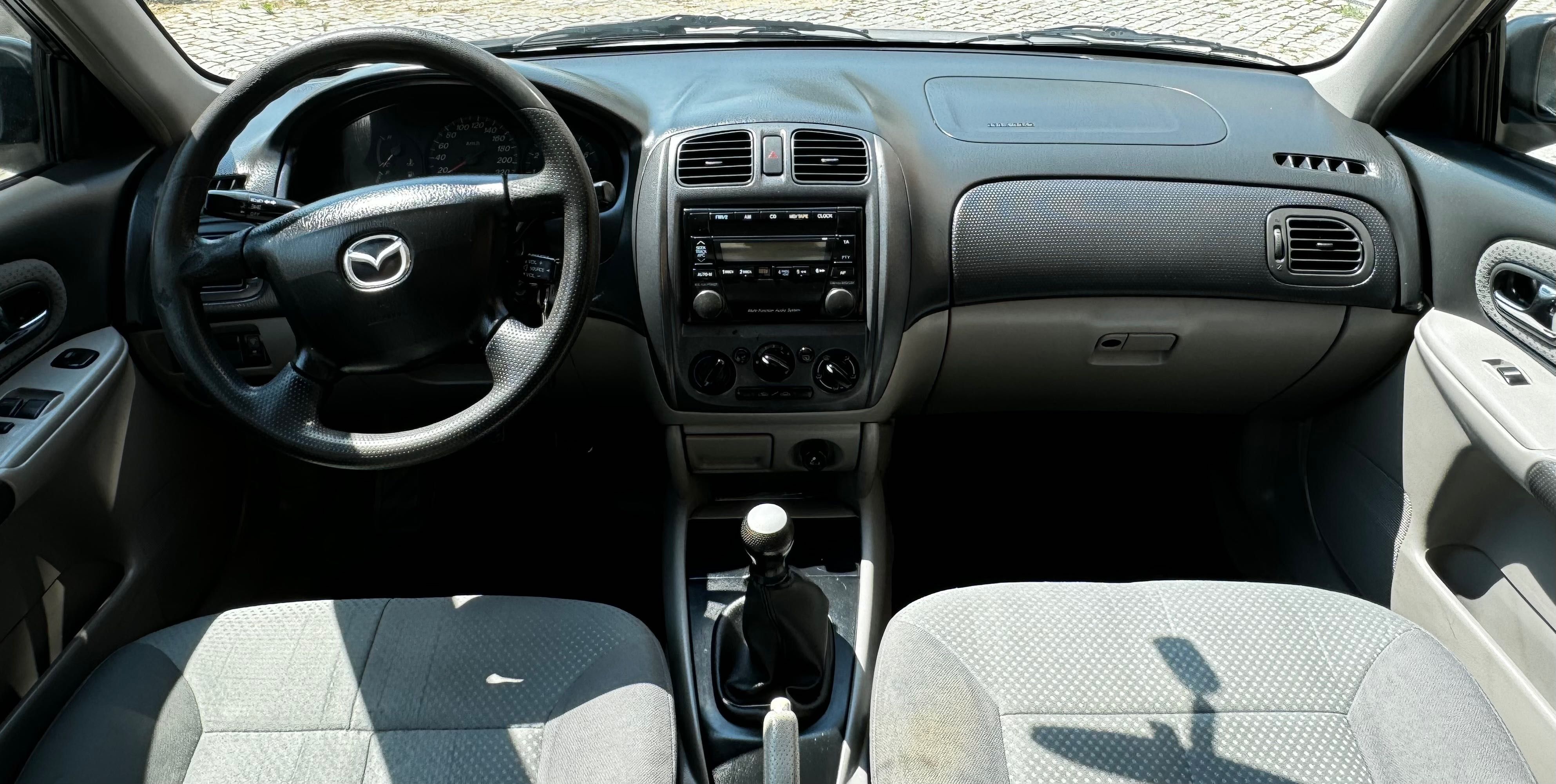Mazda 323 Sedan 2002