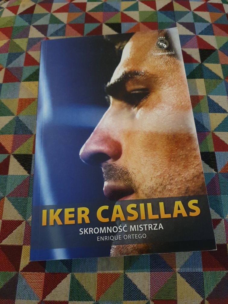 IKER CASILLAS Skromność Mistrza - Enrique Ortego