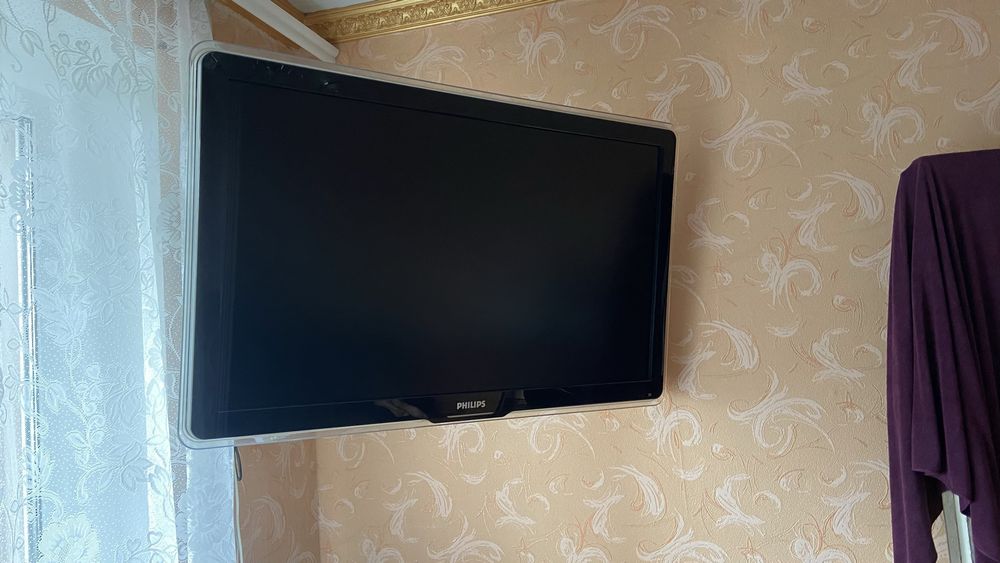 Телевізор Philips 42”