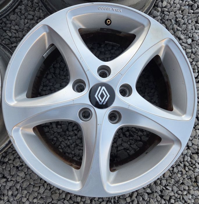 5 114,3 R16 Renault Trafic Megan Scenic Daster