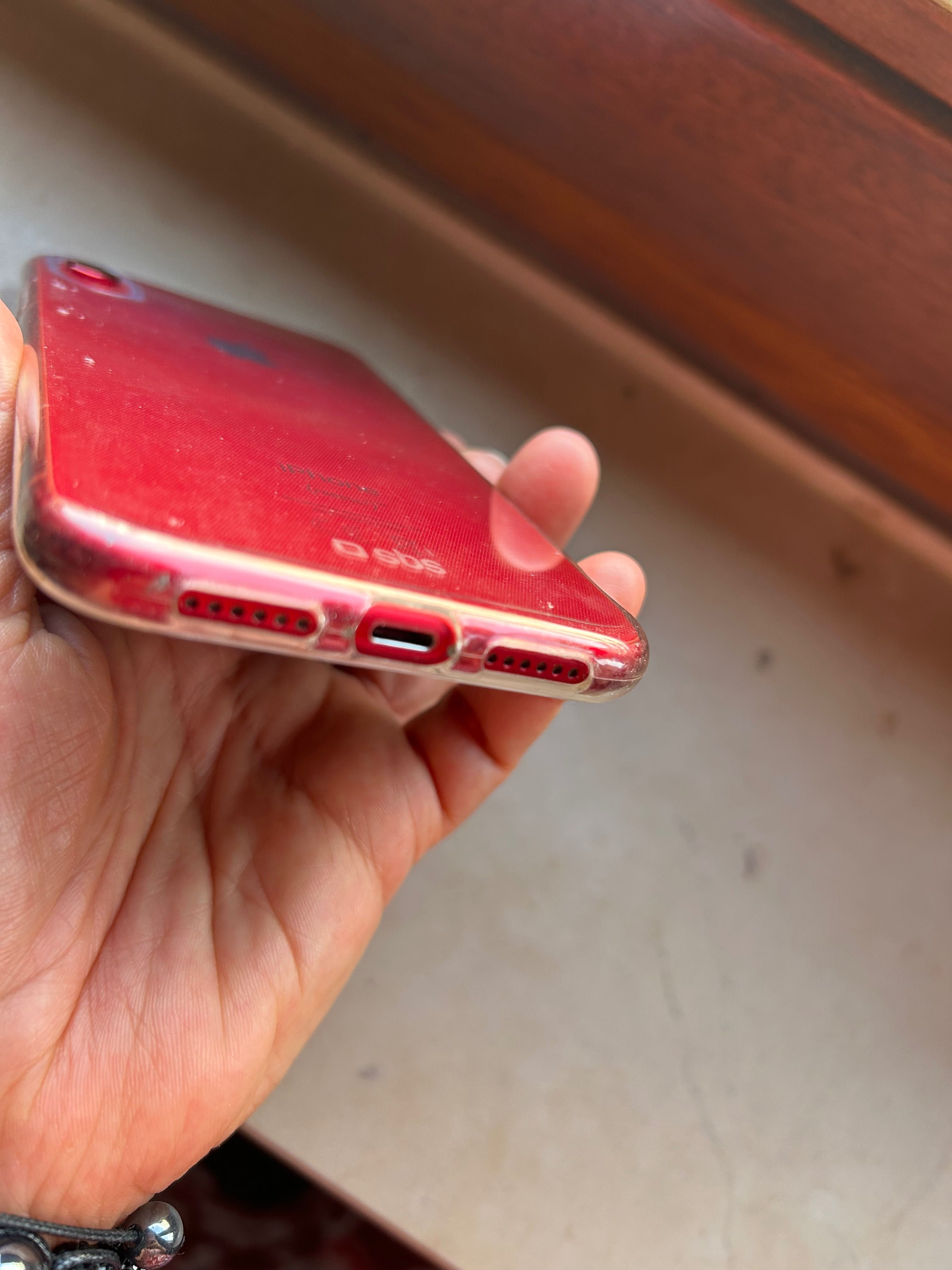 iPhone XR Vermelho - Muito Bom Estado
