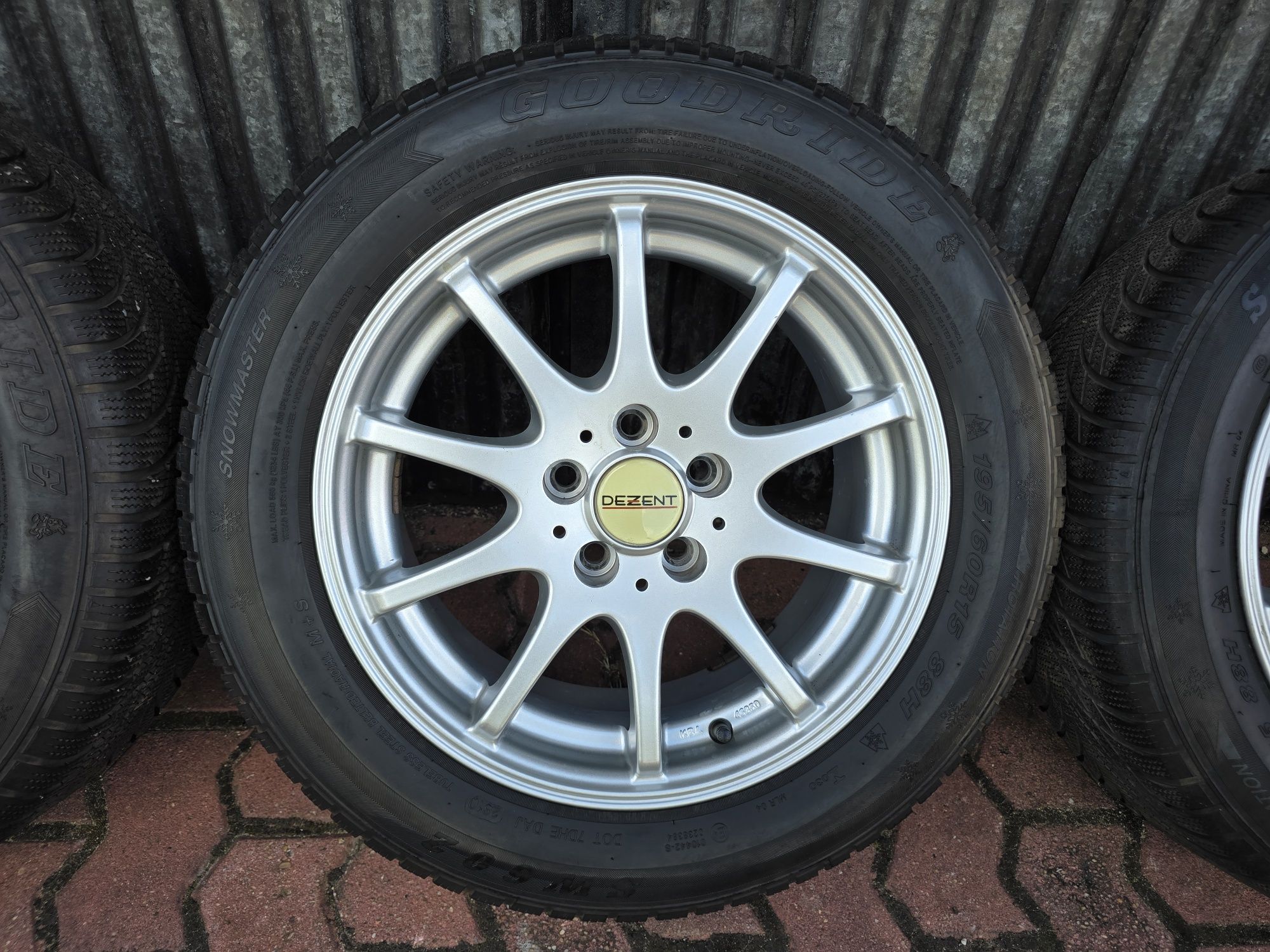 Felgi z oponami 195/60R15 VW Polo 5x100 Golf Skoda Fabia Rapid Praktik