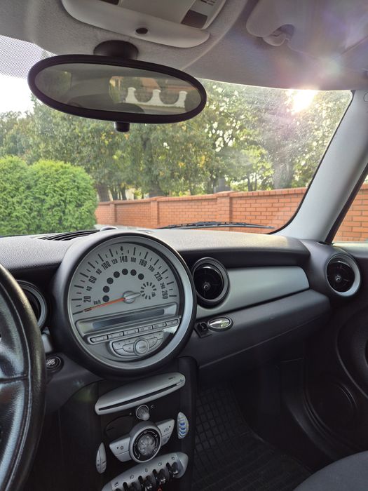 MINI ONE 1.4 75KM 2010r.