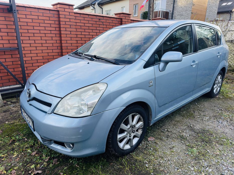 Toyota Corolla Verso, bezawaryjna, 7 miejsc lub 1760 litrów bagażnika