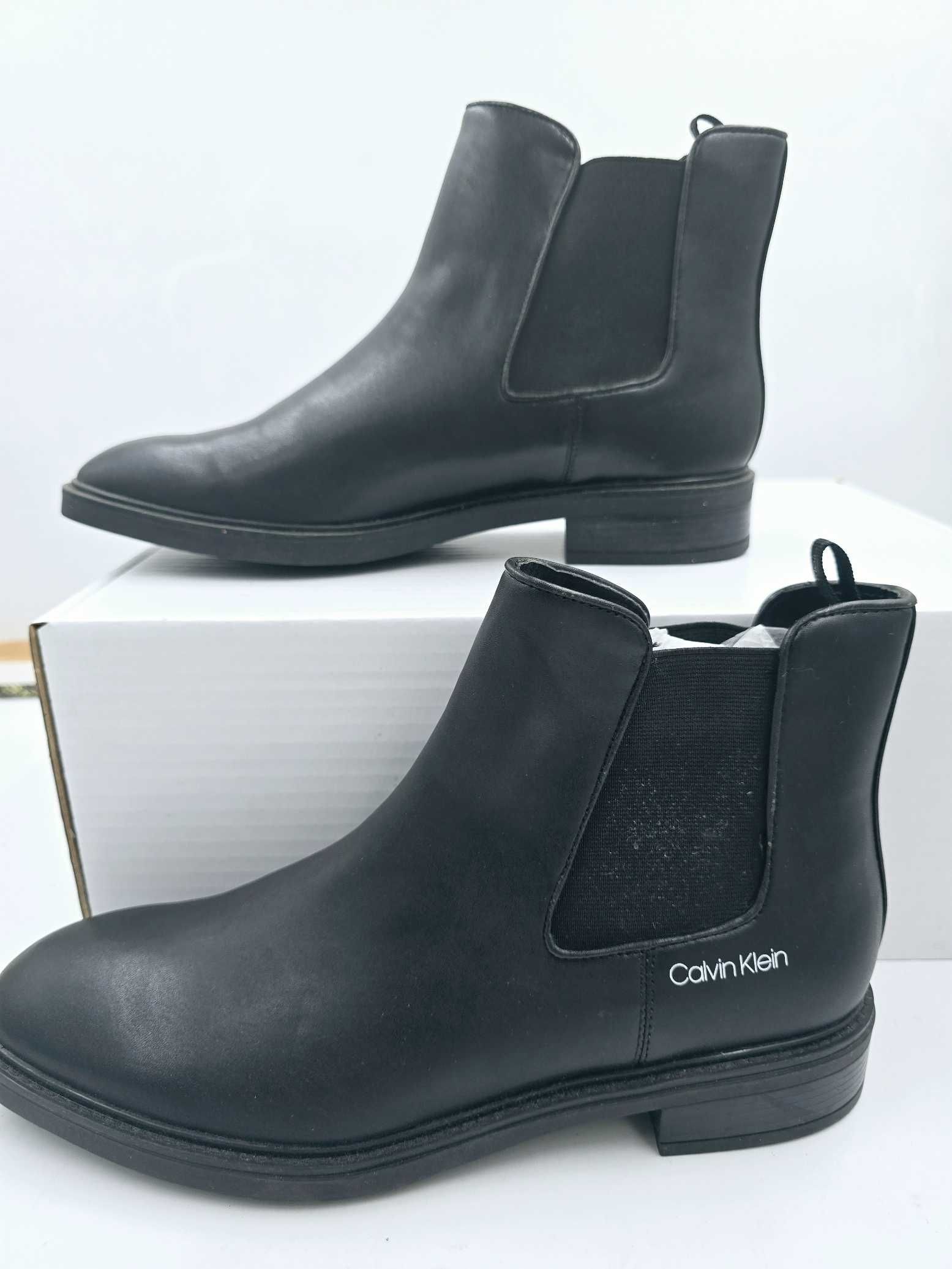 Sztyblety  Calvin Klein czarne botki wsuwane  R.39  CA12L