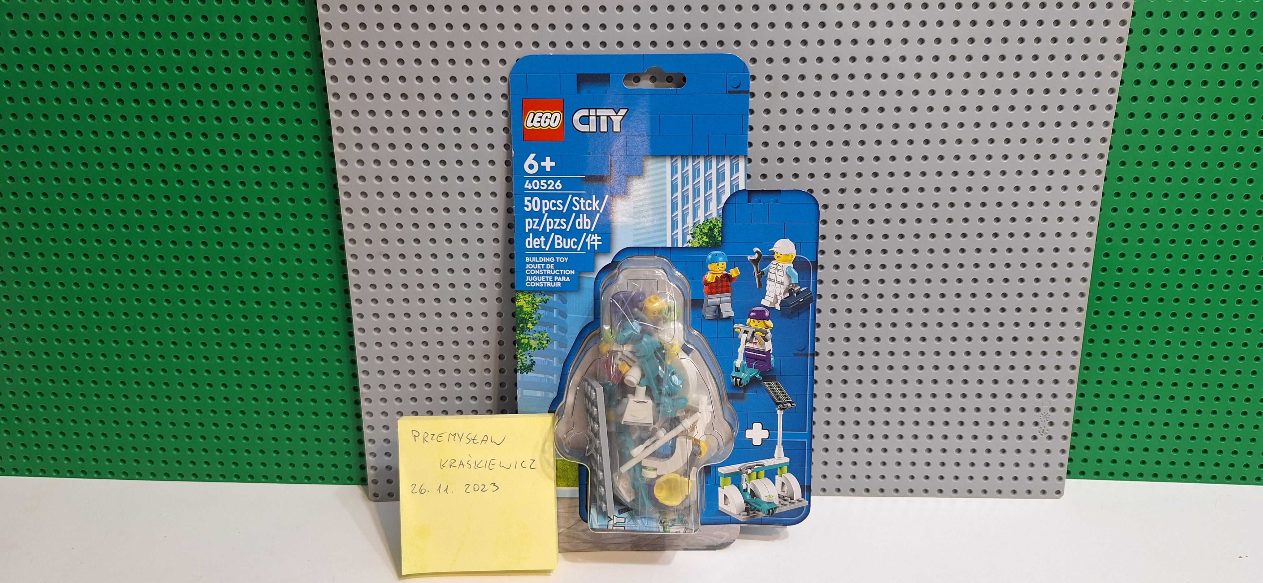 LEGO 40526 City - Elektryczne hulajnogi i ładowarka