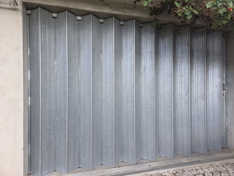 Portao fole garagem galvanizado 4x2.6m