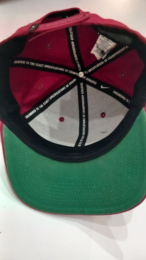 Boné nike vermelho