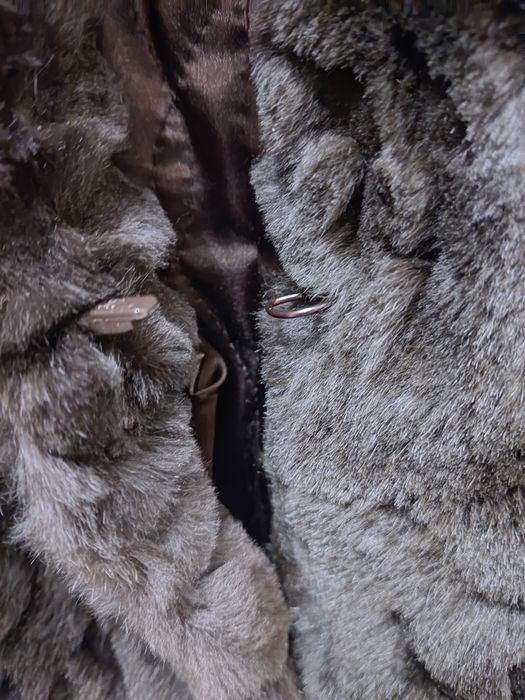 Шуба коротка з натурального хутра, 44 розмір,  молодіжна, коричнева