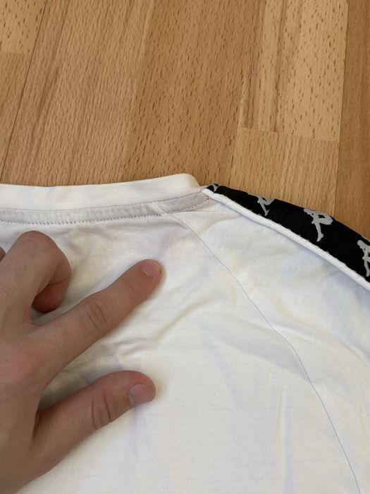 Футболка Kappa на лампасах