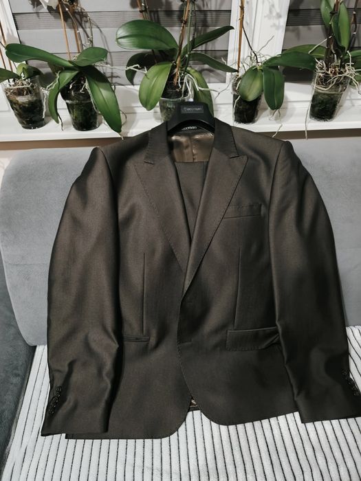 Brązowe garnitur Receman