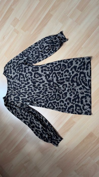 Świetna sukienka panterka cętki rozmiar L-XL