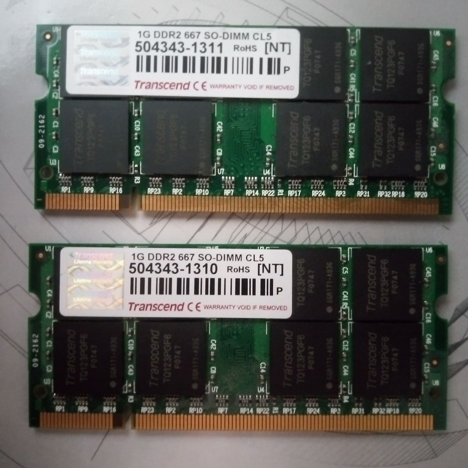 Kit Memórias SO-DIMM Portátil 2GB DDR2 Transcend
